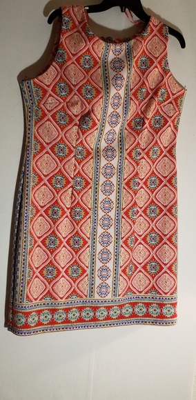 Dress - Picture 1 of 2